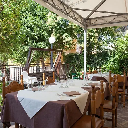 La Cantinella 酒店 Ostra
