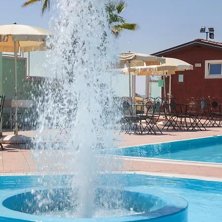 Hotell La Cantinella 3*