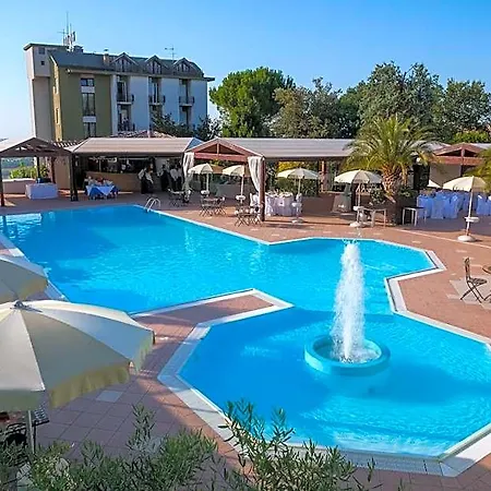 La Cantinella