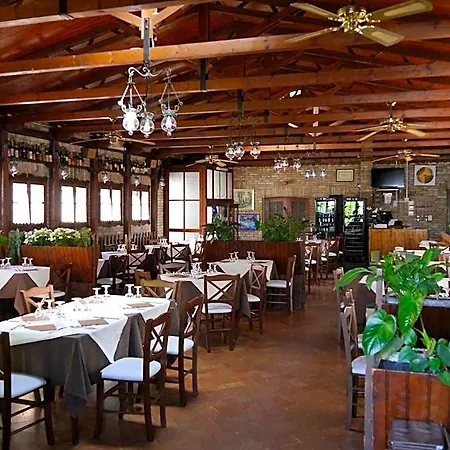 La Cantinella