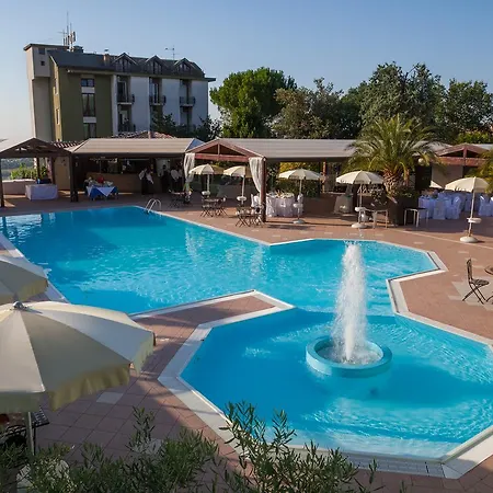 La Cantinella 3* Ostra