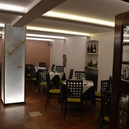 La Cantinella 酒店 Ostra