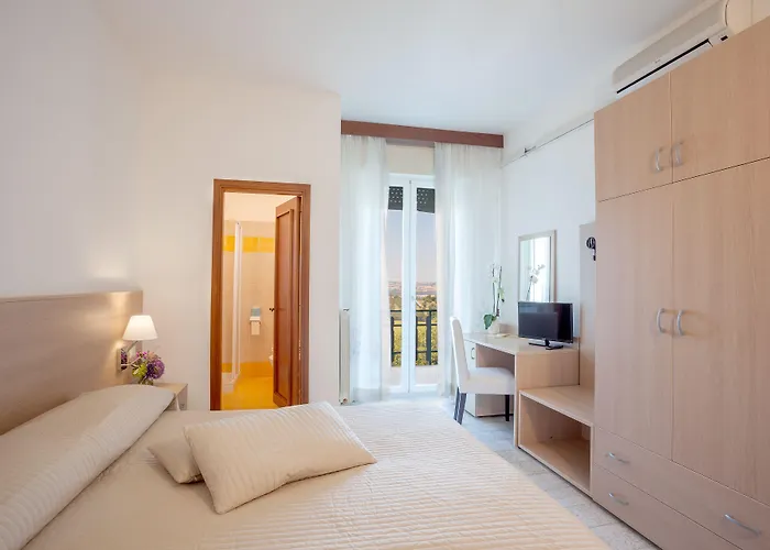 Hotel La Cantinella Ostra